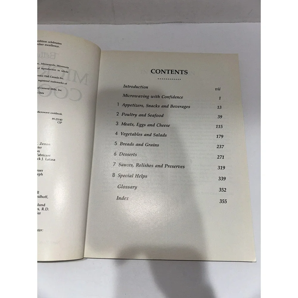 Betty Crocker's Microwave‎ Cookbook by Betty Crocker Editors (1990, Paperback)